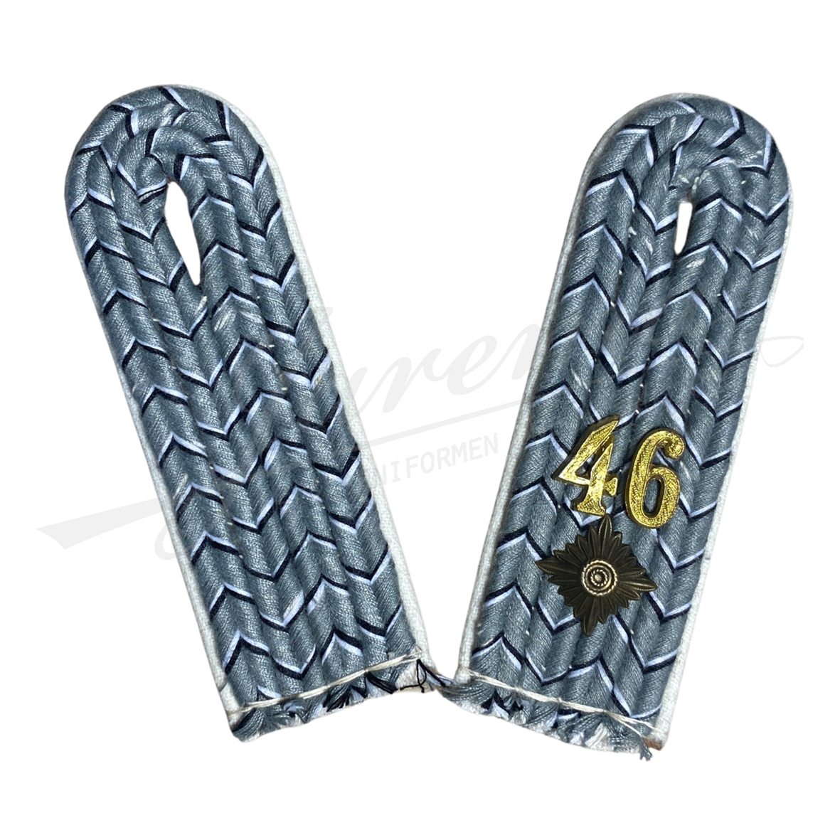 Shoulder boards for officers (late-war subdued pattern)