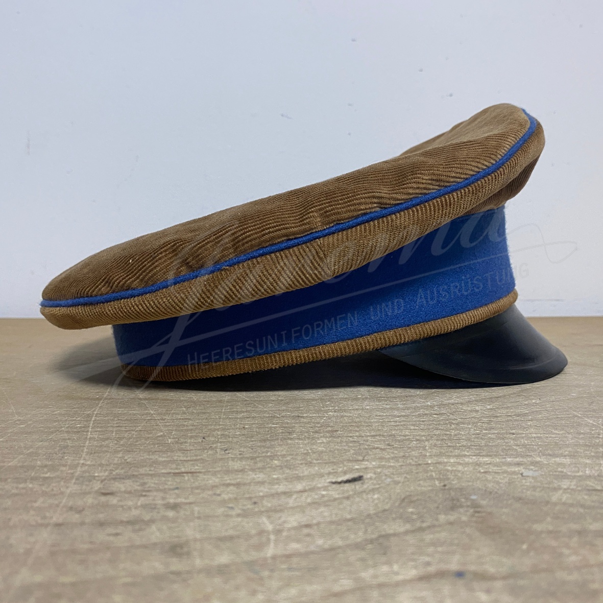 Schutztruppe corduroy cap - Image 5